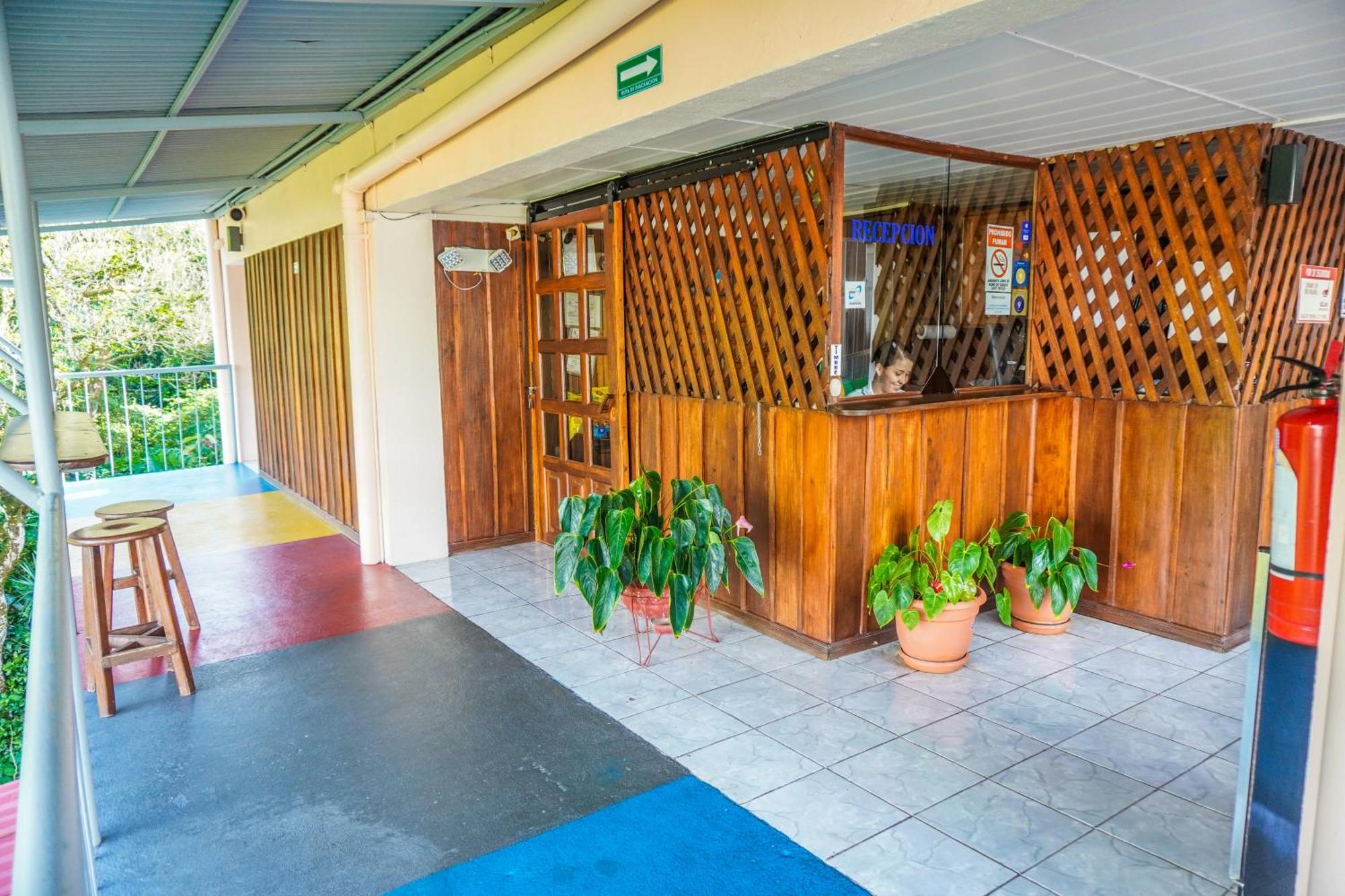 Quesada  Hospedaje Angeluz מראה חיצוני תמונה